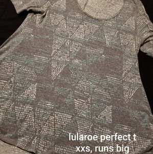 Lularoe perfect t